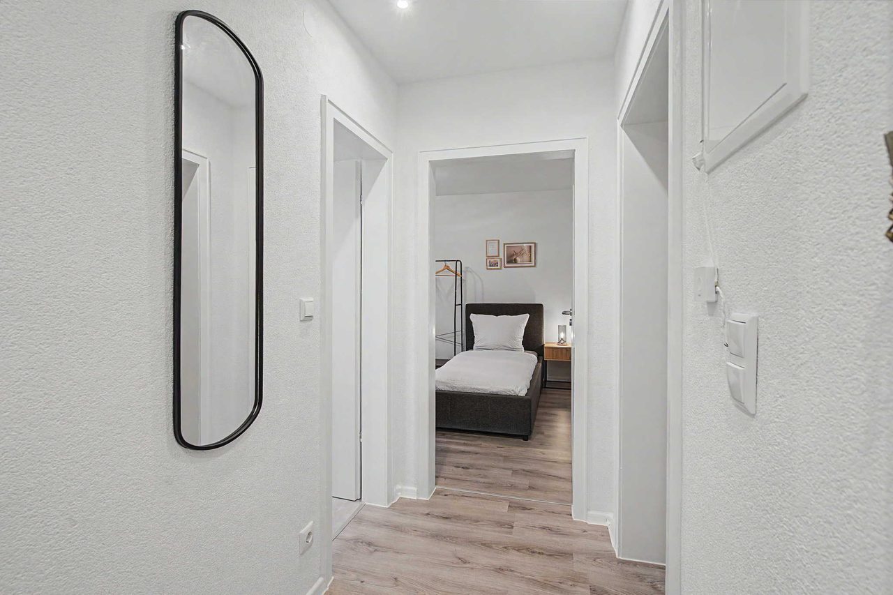 Ferienwohnung Essen, heller Flur der Ferienwohnung